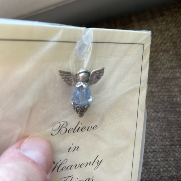 Pin Set - Fairy and Angel - Picture 3 of 7